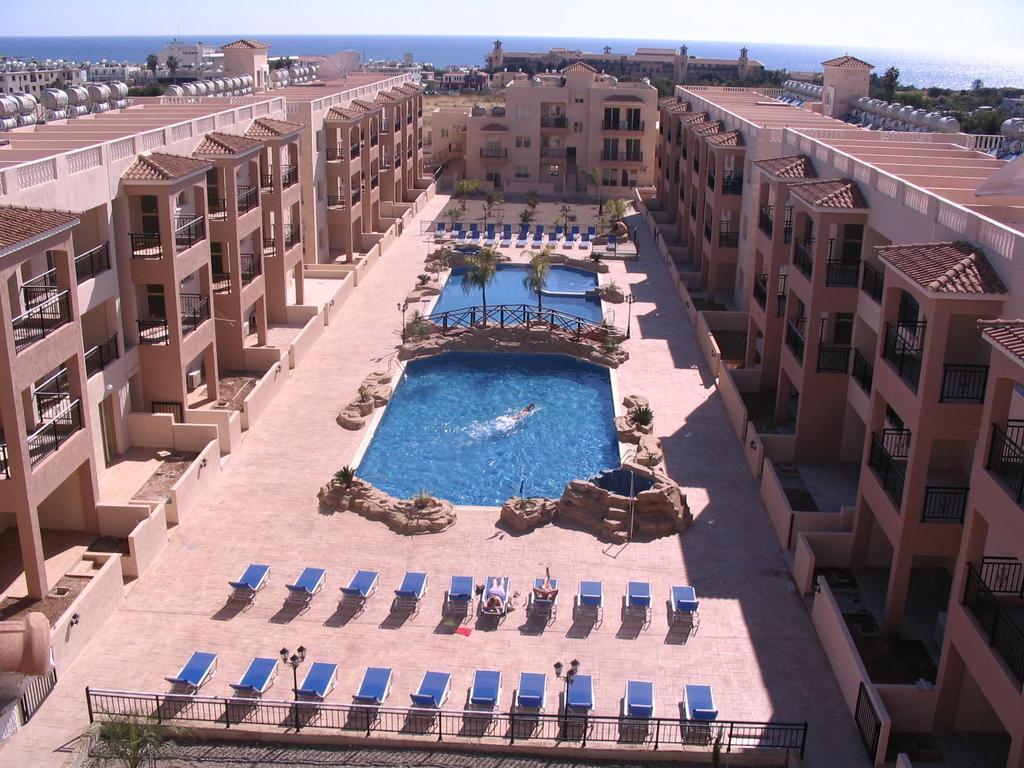 Royal Seacrest Apartments Aphrodite Hills Kültér fotó
