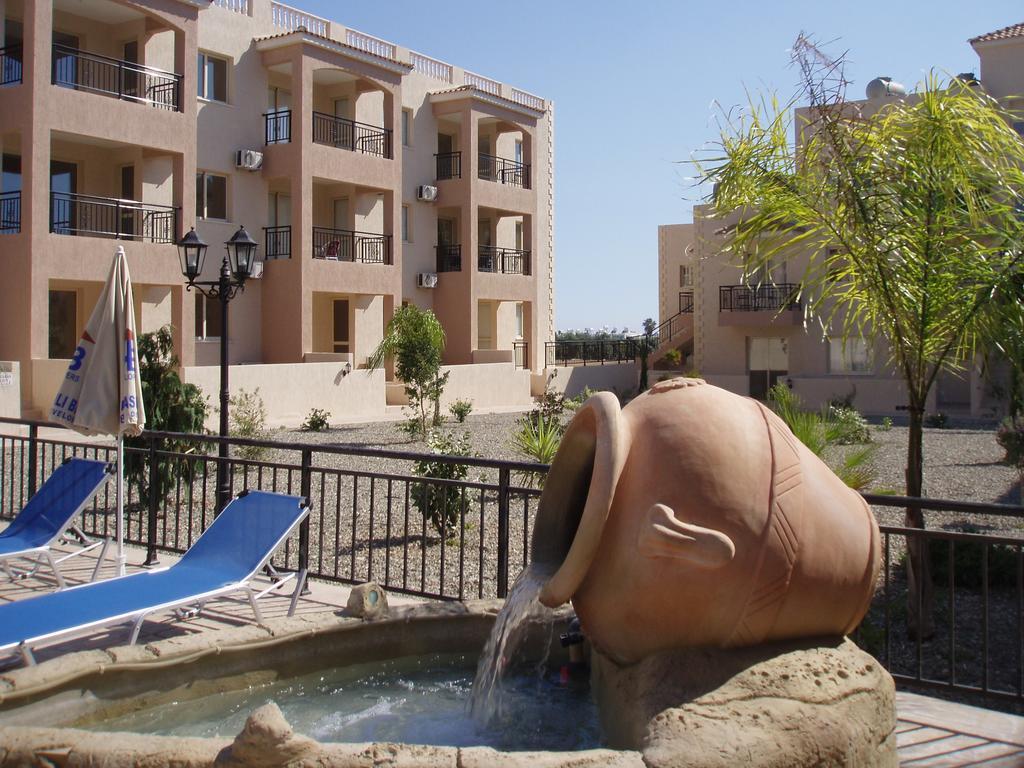 Royal Seacrest Apartments Aphrodite Hills Kültér fotó