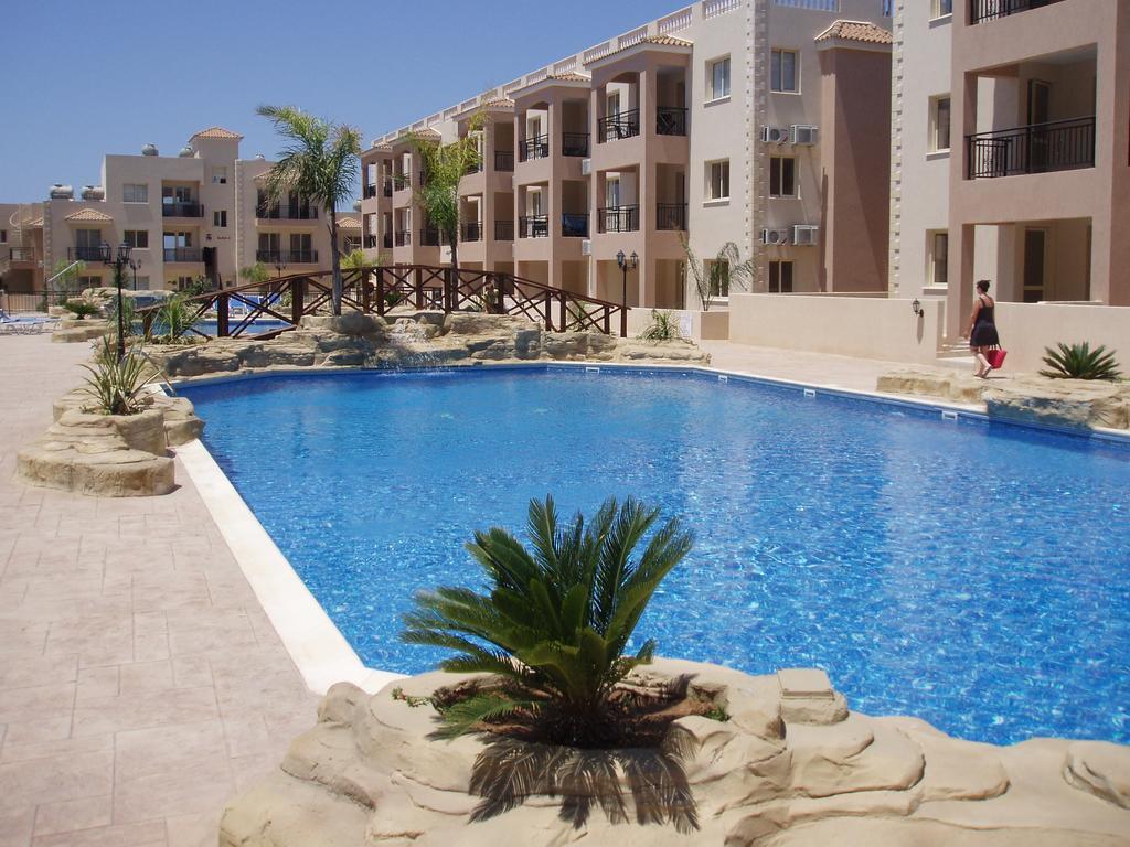Royal Seacrest Apartments Aphrodite Hills Kültér fotó