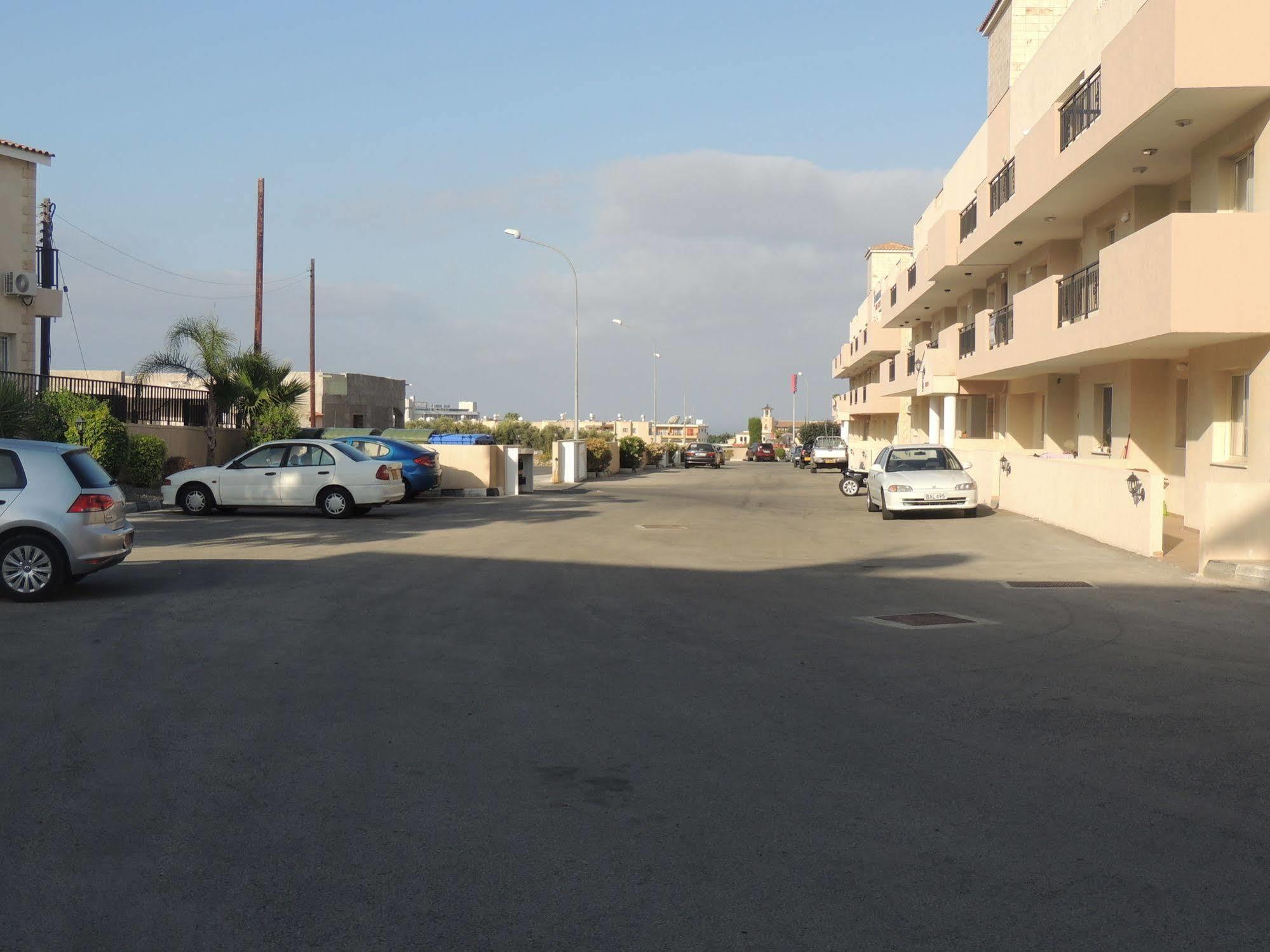 Royal Seacrest Apartments Aphrodite Hills Kültér fotó