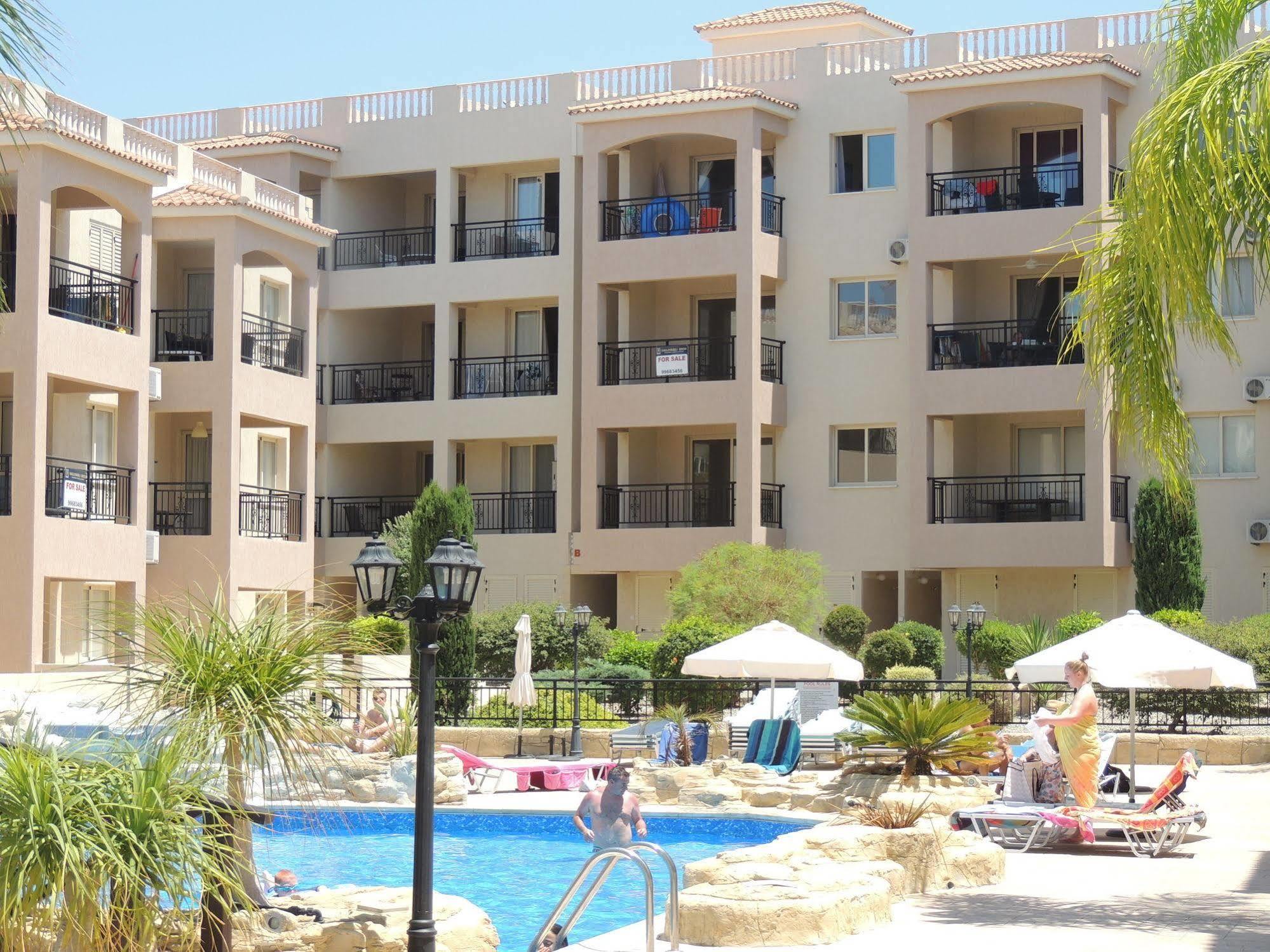Royal Seacrest Apartments Aphrodite Hills Kültér fotó